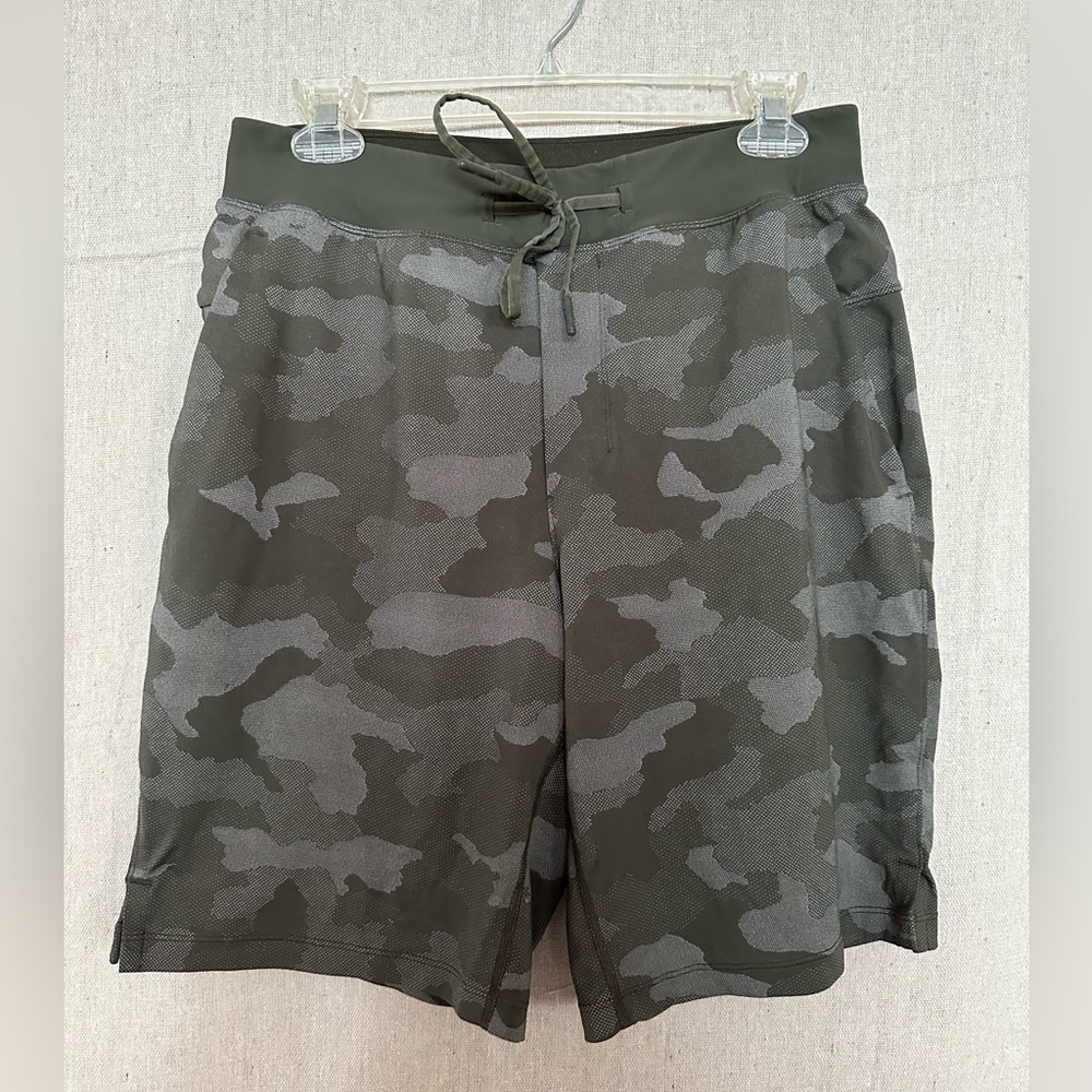 Lululemon Camouflage Shorts - Men’s Medium with built in compression short liner